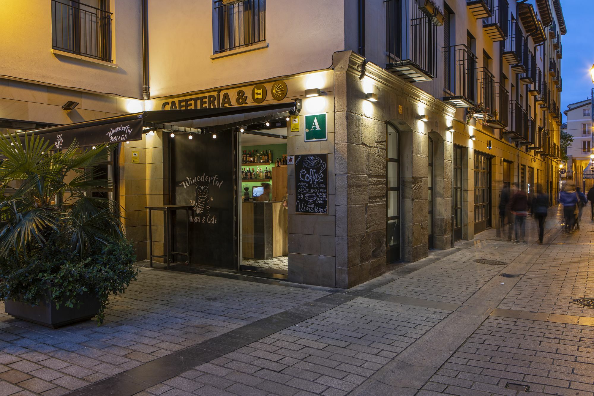 Winederful Hostel & Cafe Logroño Exterior foto